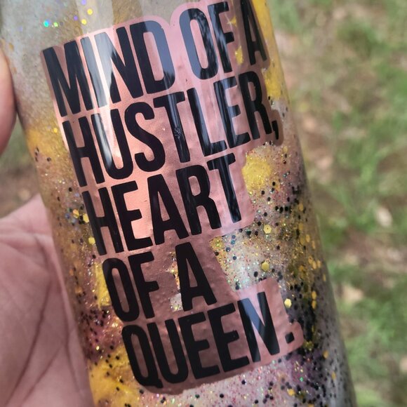 20oz Crown Tumbler - Picture 3 of 3